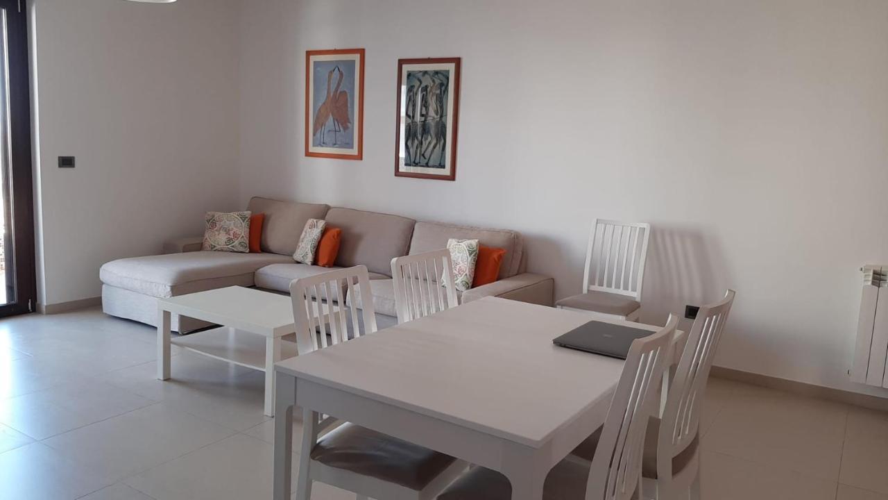 La Casa Dei Due Mari - Large Apartment With Parking Tarente Buitenkant foto
