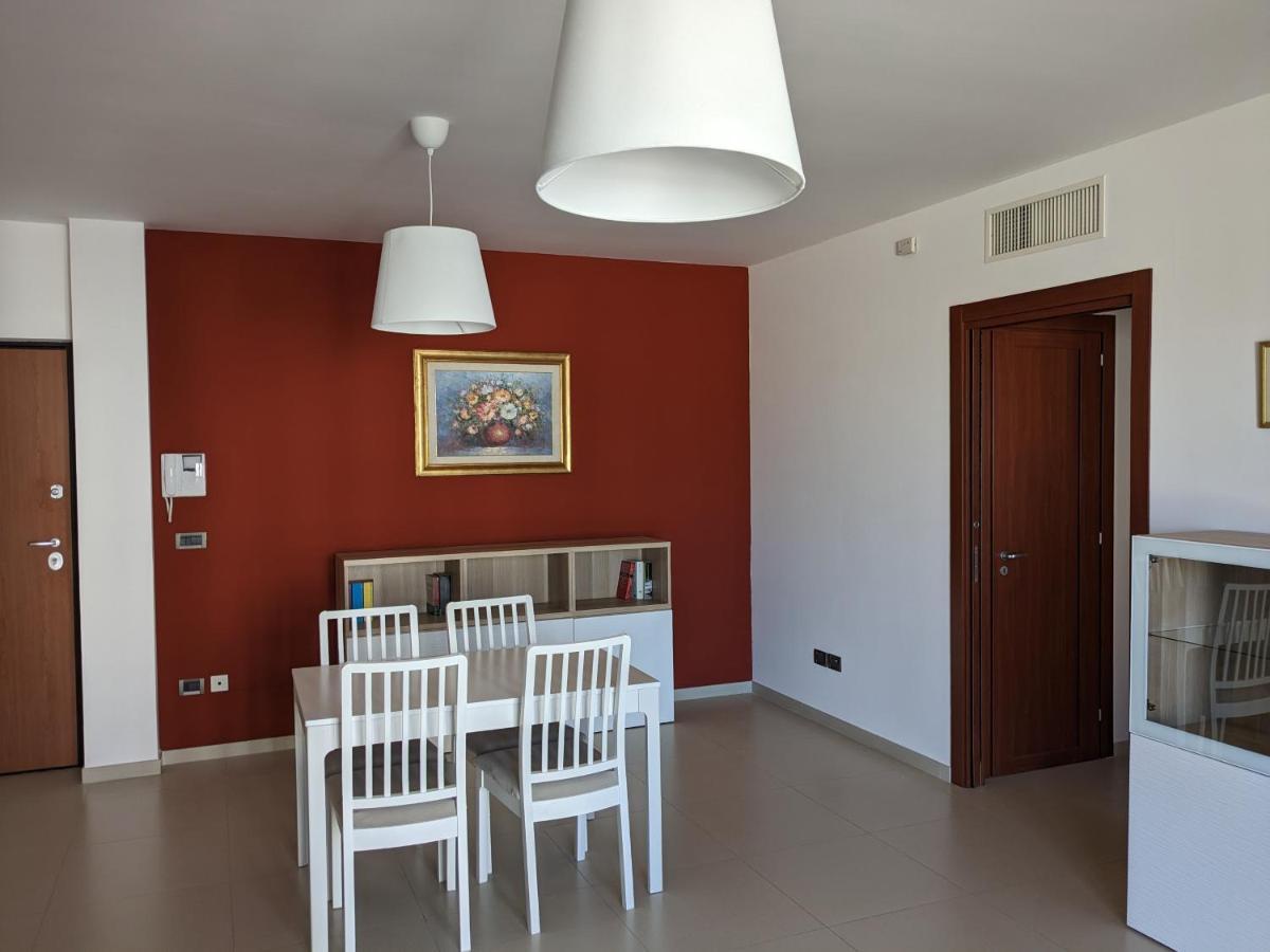 La Casa Dei Due Mari - Large Apartment With Parking Tarente Buitenkant foto