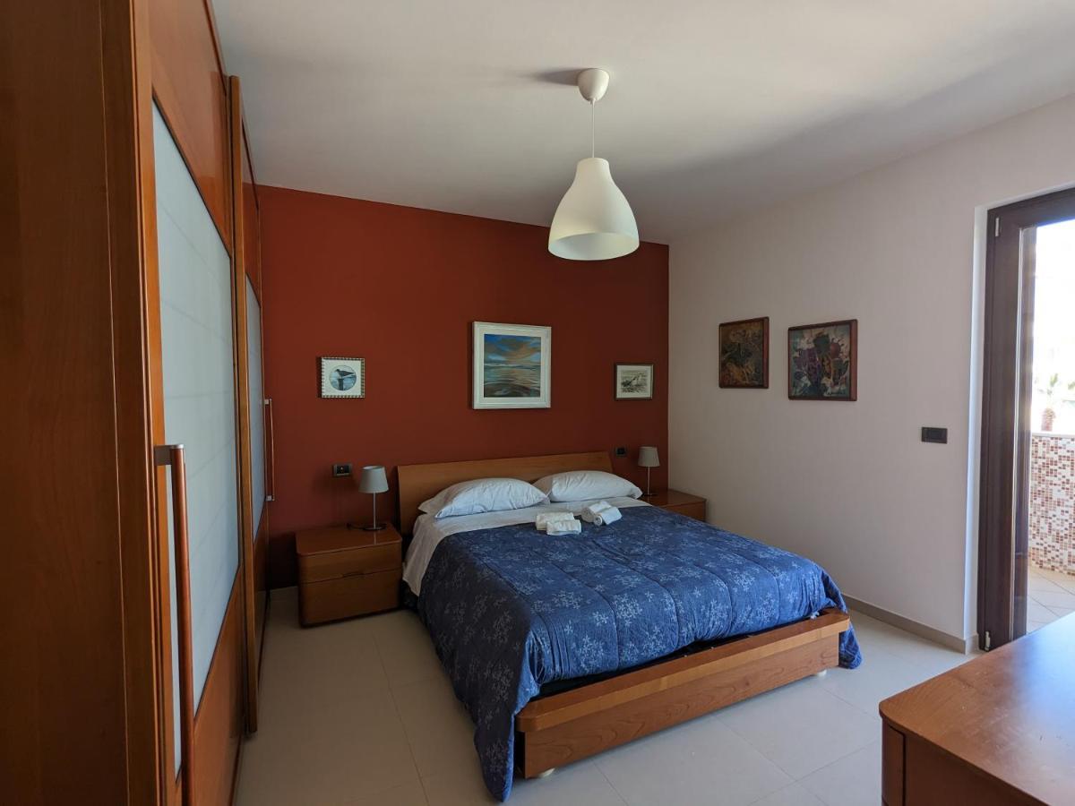 La Casa Dei Due Mari - Large Apartment With Parking Tarente Buitenkant foto